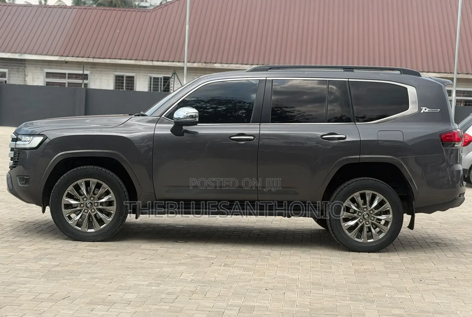Toyota Land Cruiser 2024 Gray