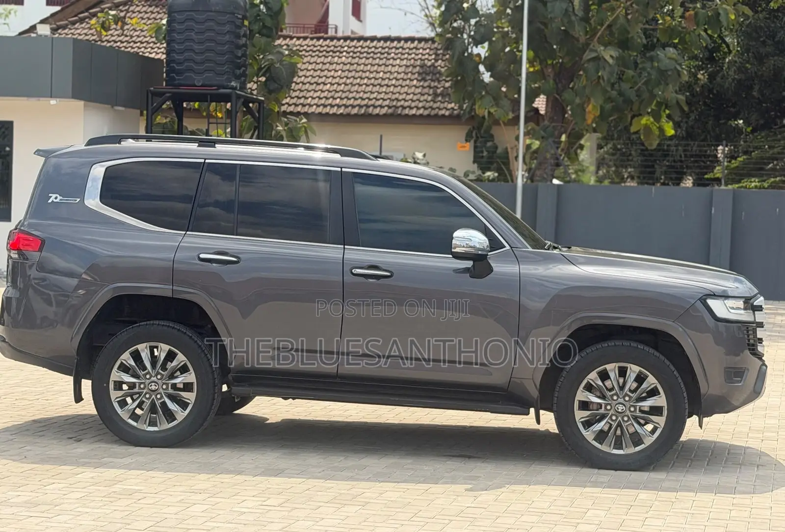 Toyota Land Cruiser 2024 Gray