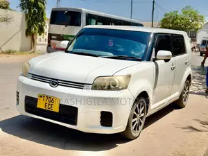 Toyota Corolla Rumion 2007 White
