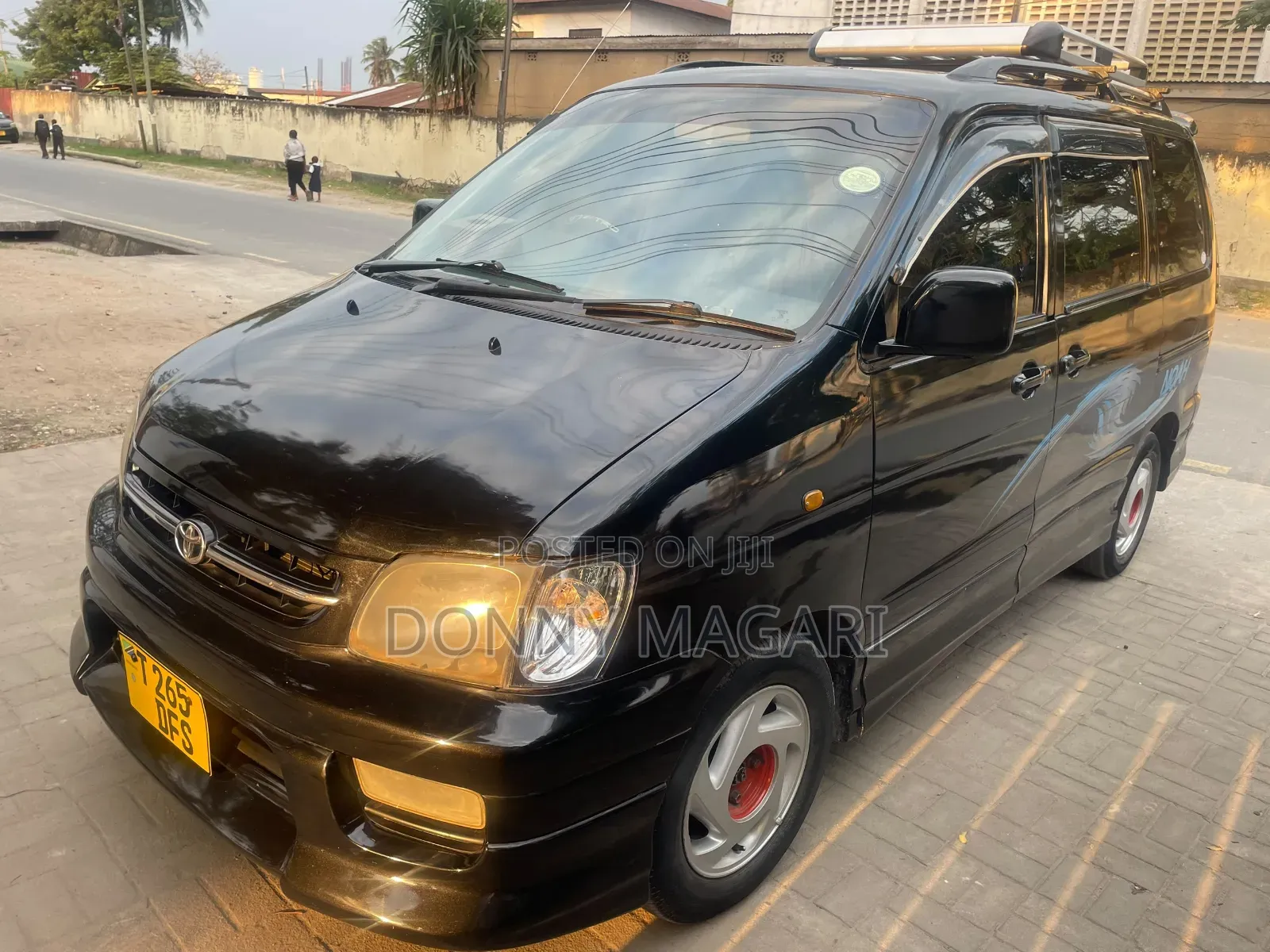 Toyota Noah 2001 Black