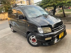 Toyota Noah 2001 Black