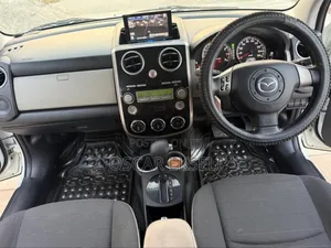 Mazda Verisa 2007 White