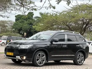 Mitsubishi Outlander 2014 Black