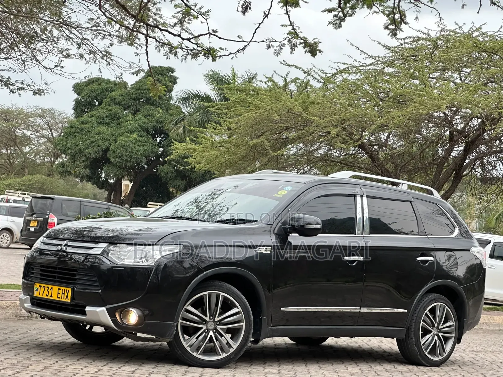 Mitsubishi Outlander 2014 Black