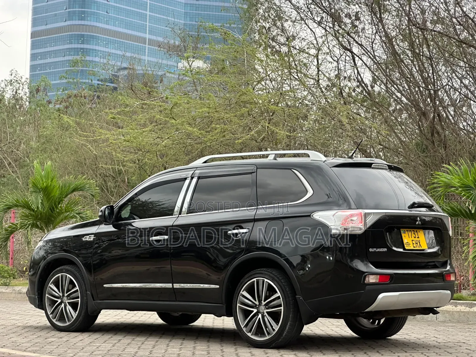 Mitsubishi Outlander 2014 Black