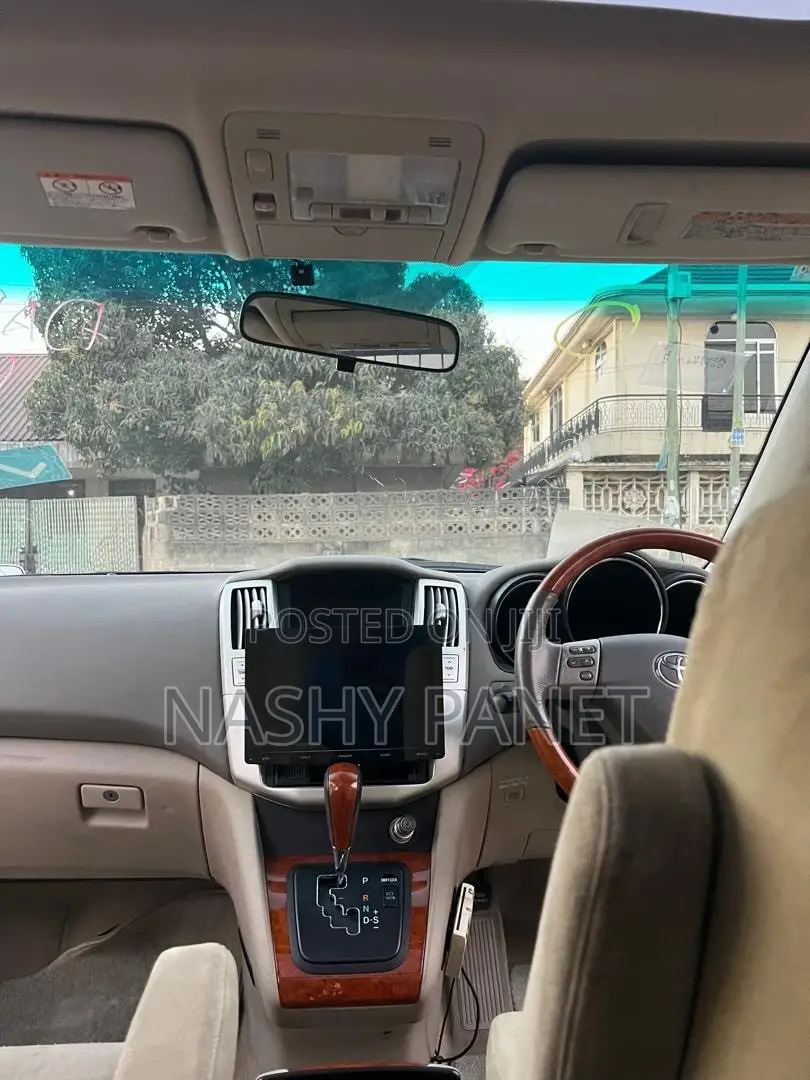 Toyota Harrier 2008 White