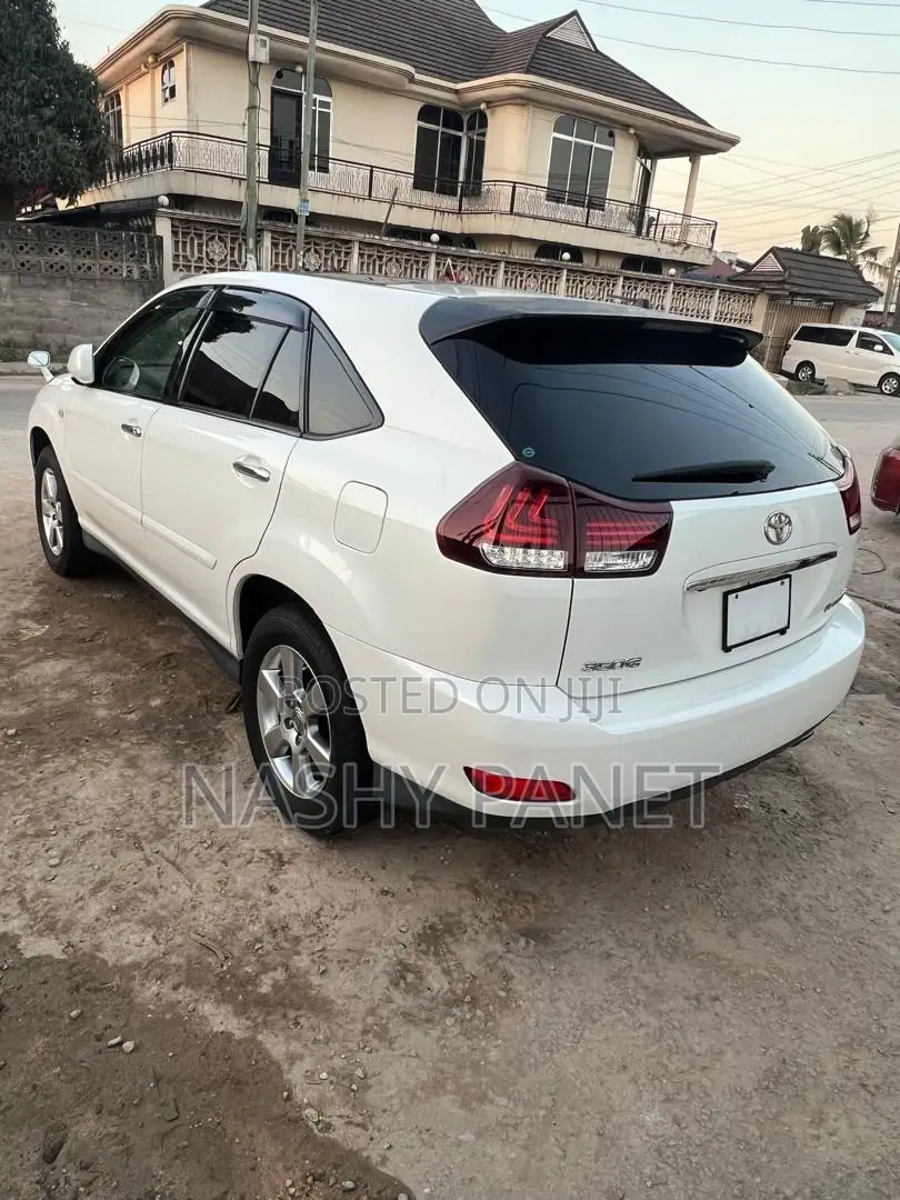 Toyota Harrier 2008 White