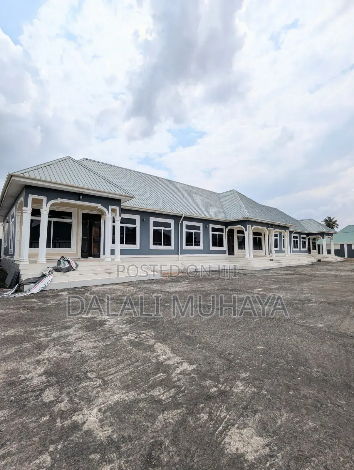 3bdrm House in Ali Mahundi Street, Ukonga for rent