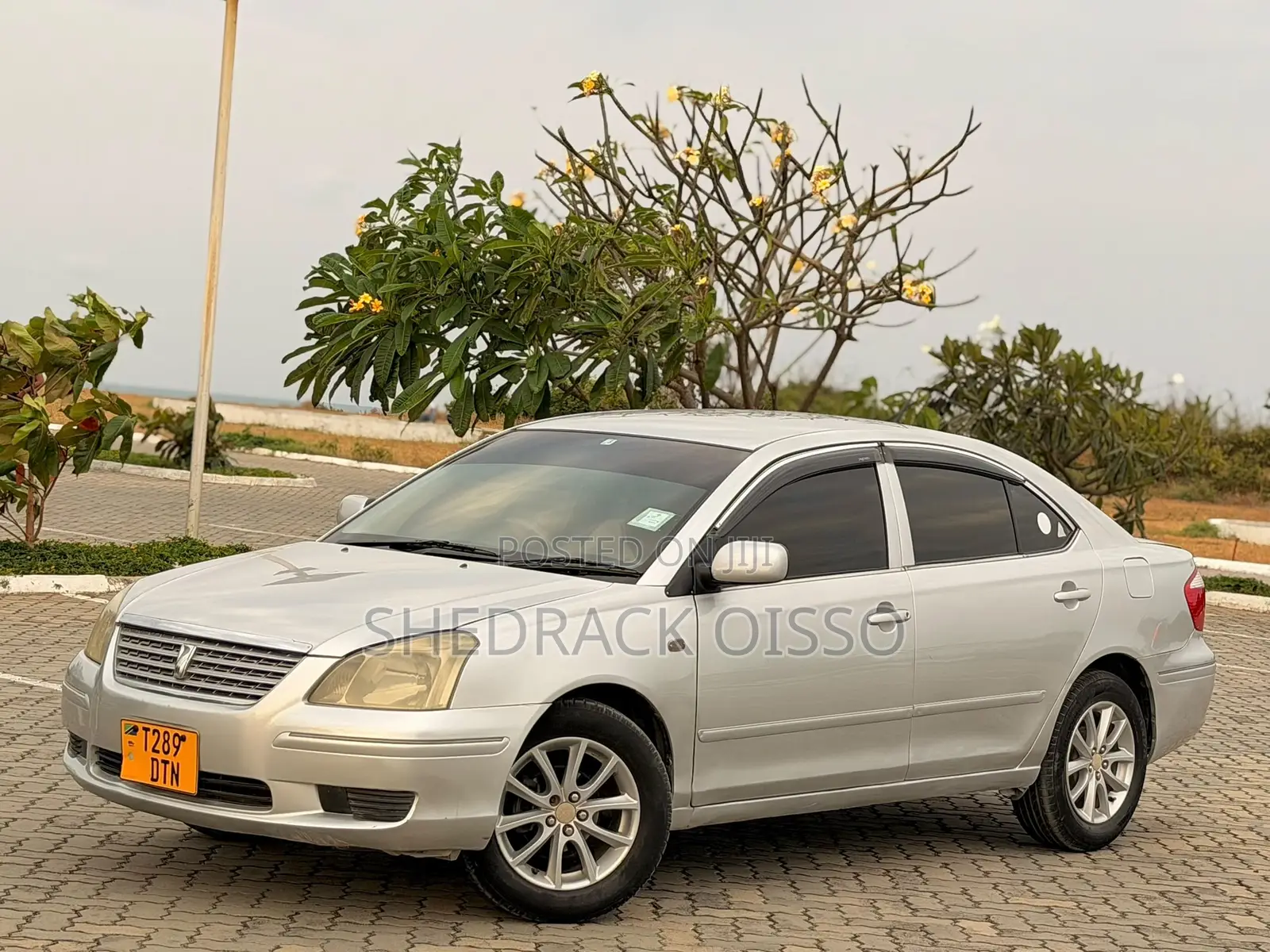 Toyota Premio 2004 Silver