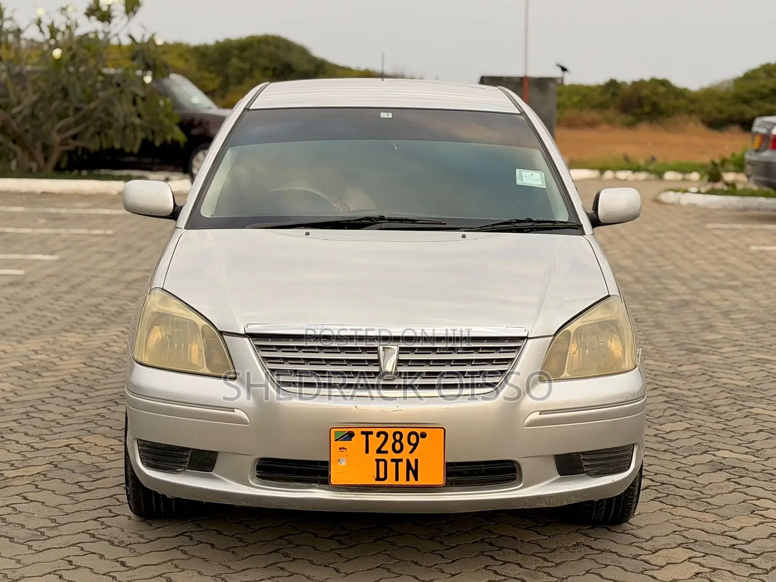 Toyota Premio 2004 Silver