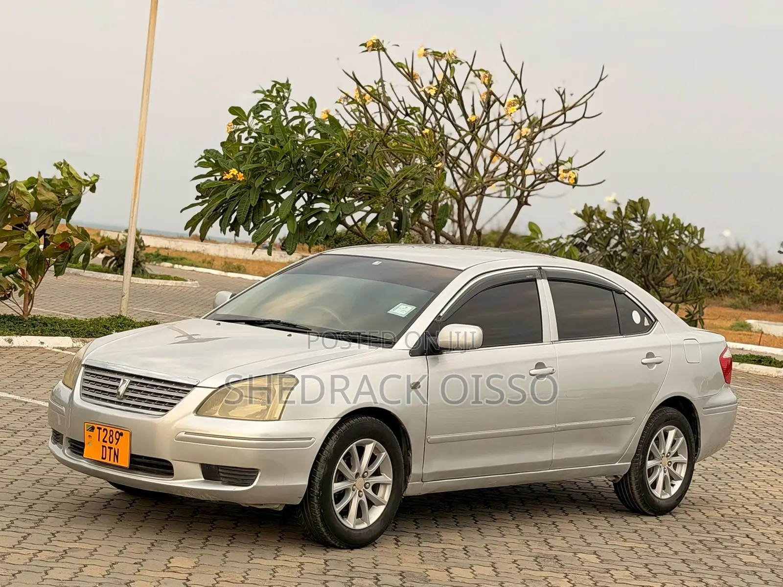 Toyota Premio 2004 Silver