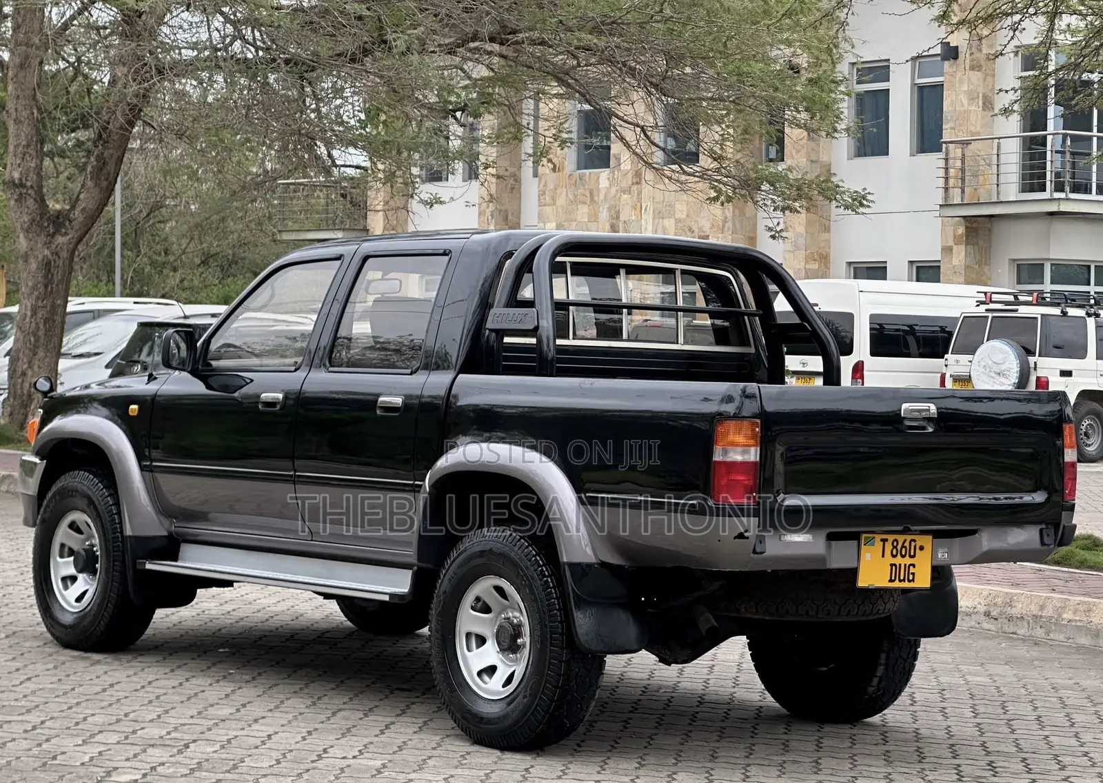 Toyota Hilux 1997 Black