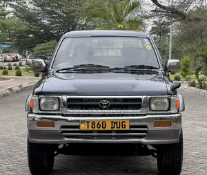Toyota Hilux 1997 Black