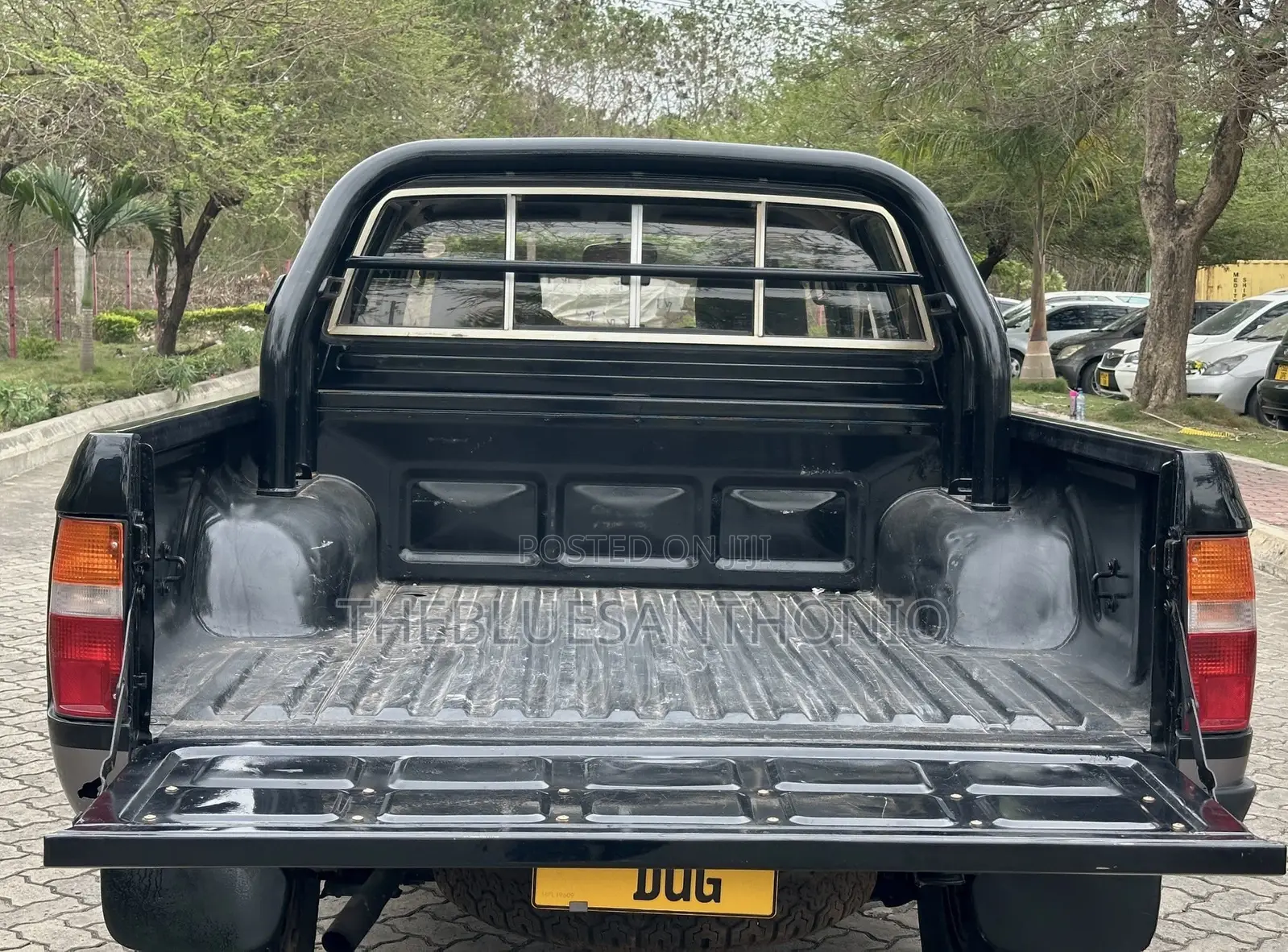 Toyota Hilux 1997 Black
