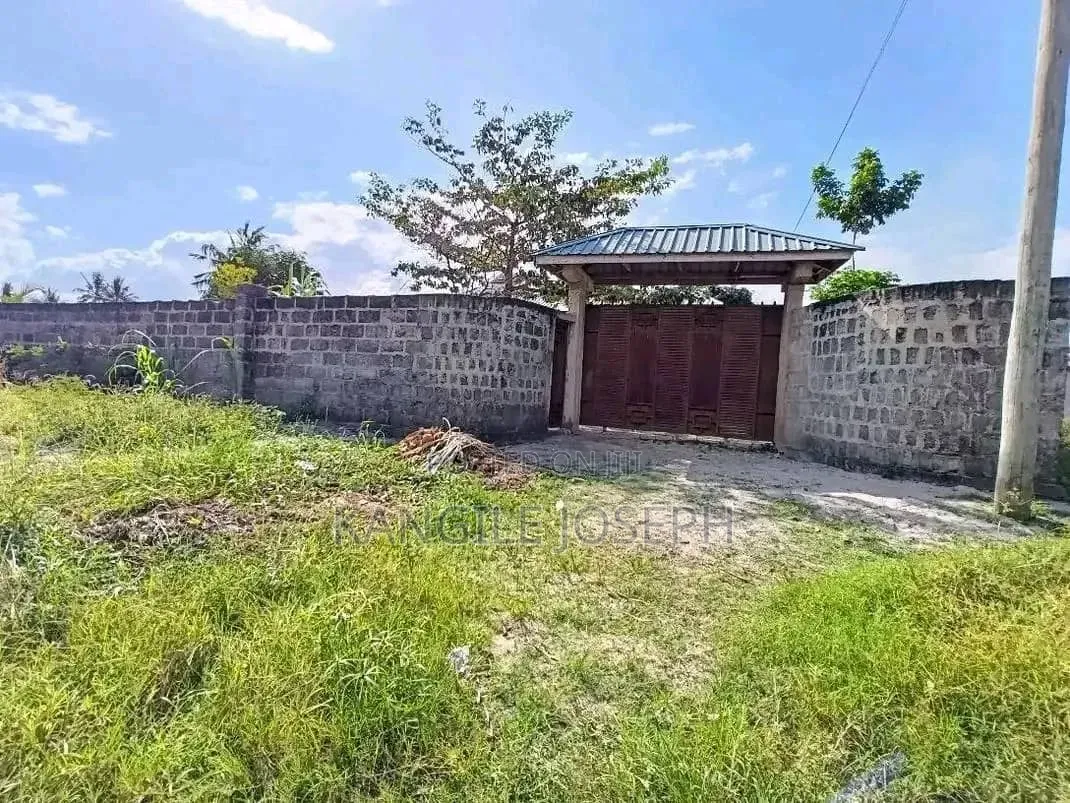 4bdrm House in Ngozoma Street, Pugu for sale