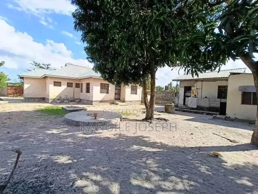 4bdrm House in Ngozoma Street, Pugu for sale