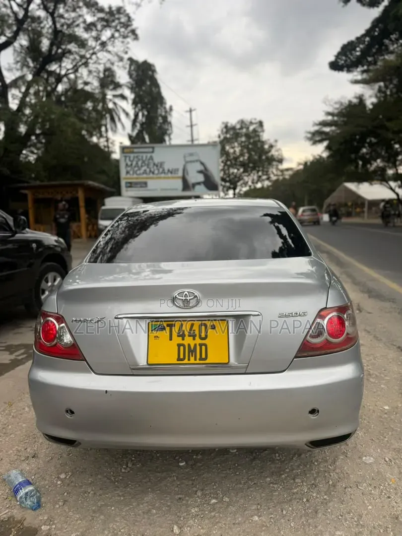 Toyota Mark X 2006 Silver