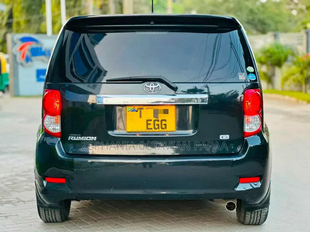 Toyota Corolla Rumion 2008 Black