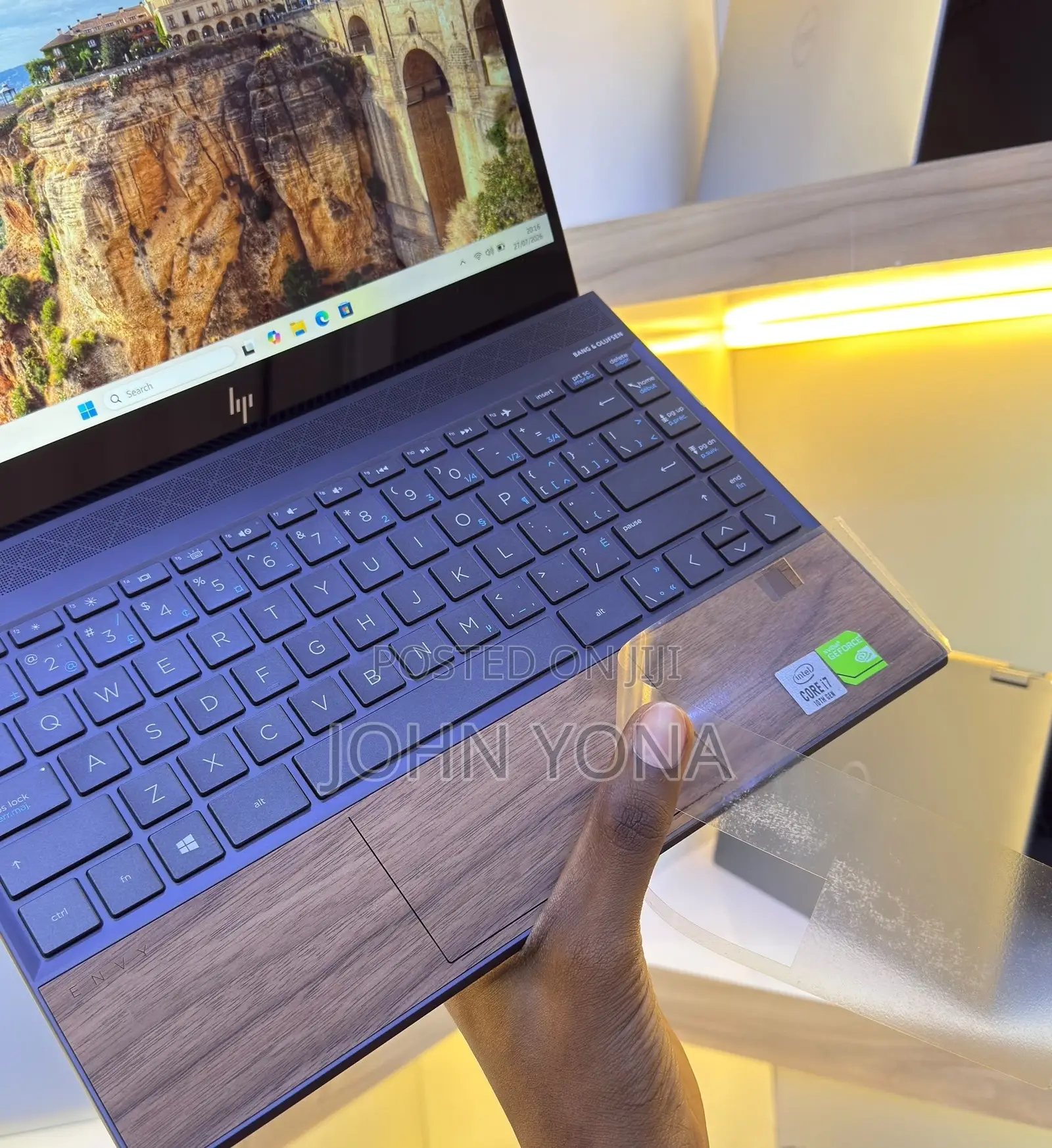 New Laptop HP Envy 13 8GB Intel Core i7 SSD 512GB