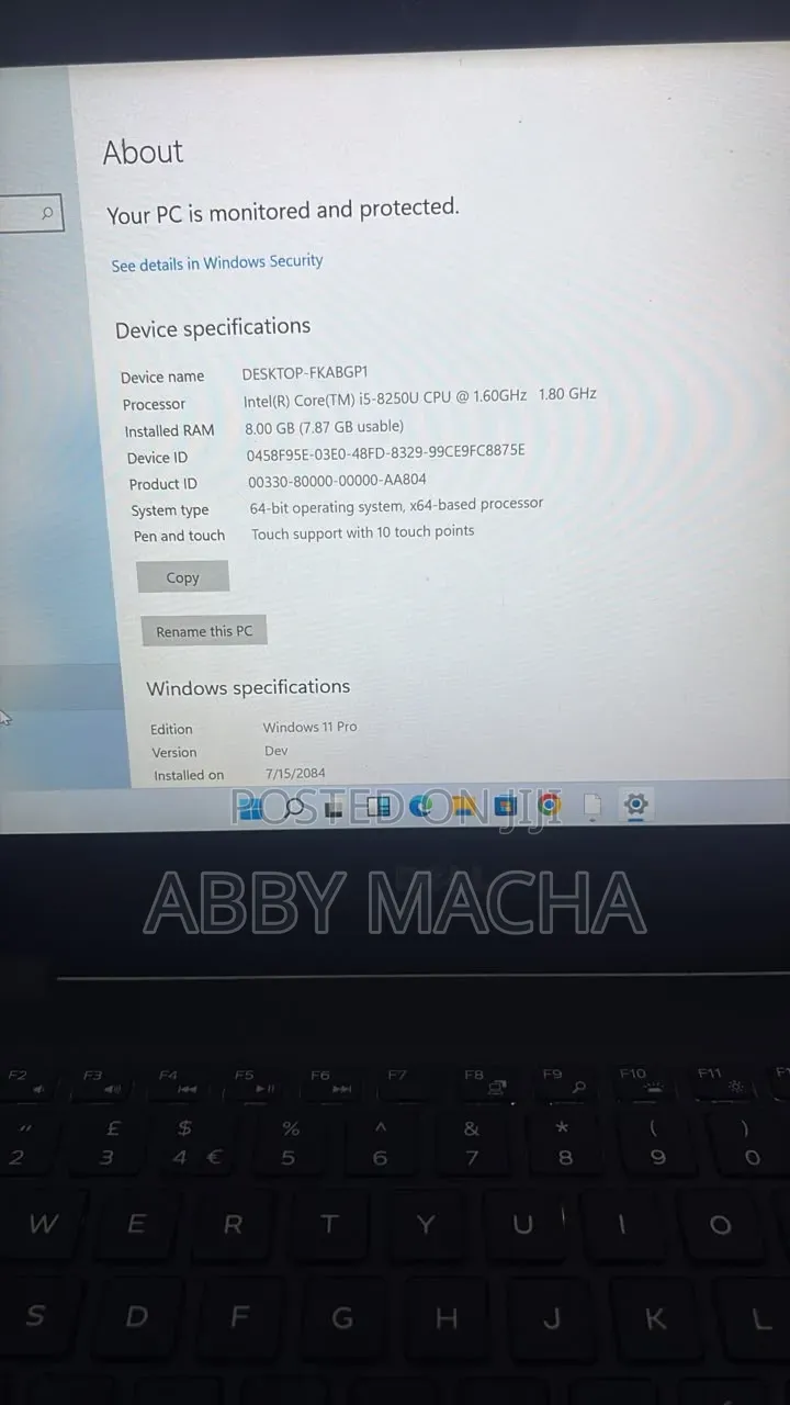 Laptop Dell Latitude 7400 8GB Intel Core i5 HDD+SSD 500GB