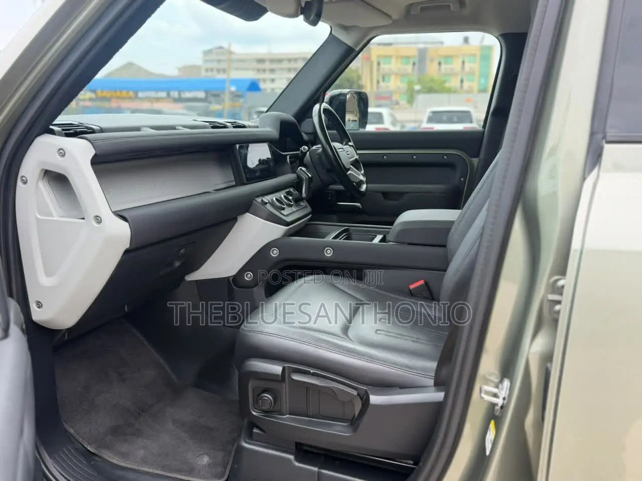 Land Rover Defender 2022 Green