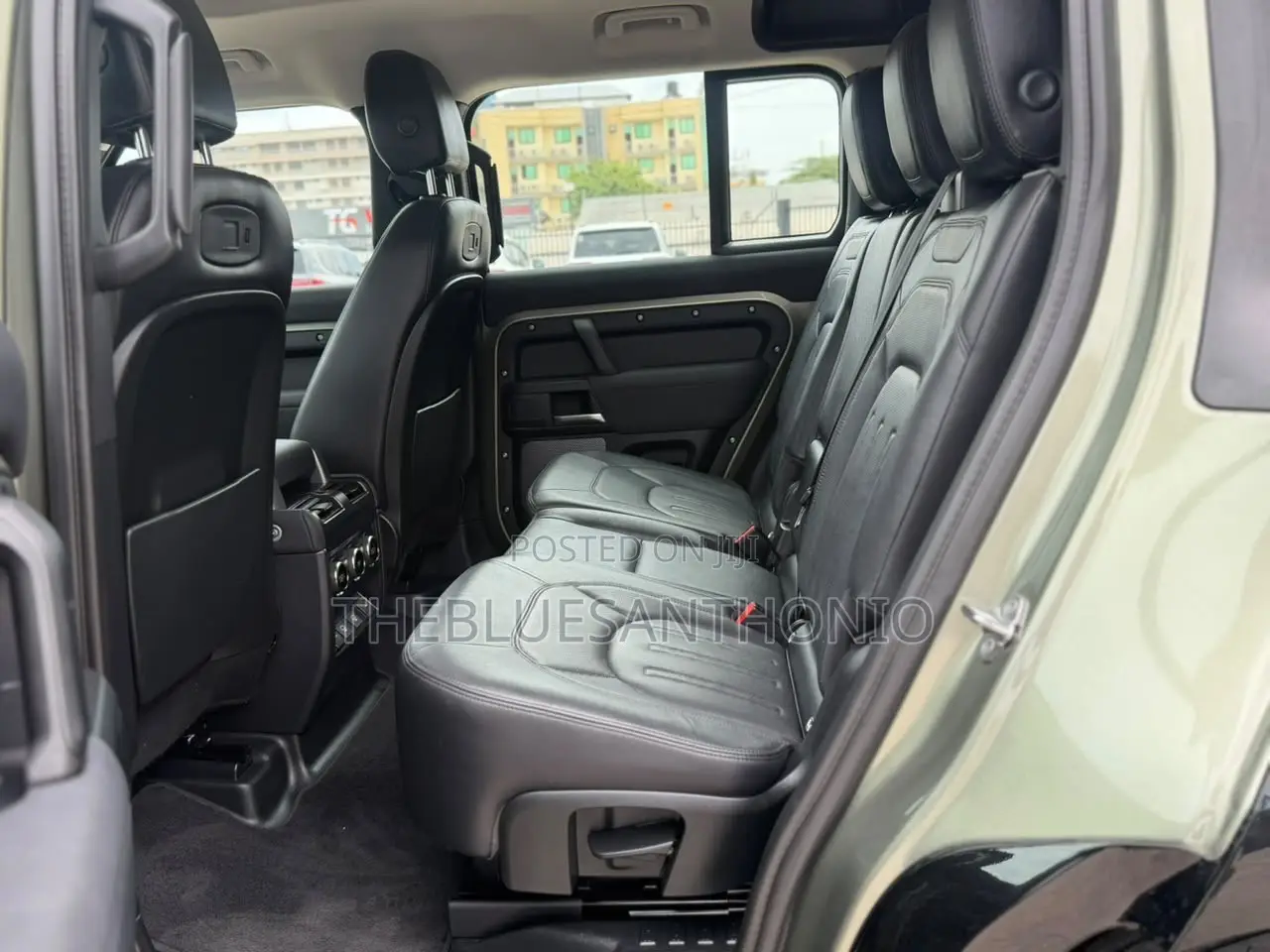 Land Rover Defender 2022 Green