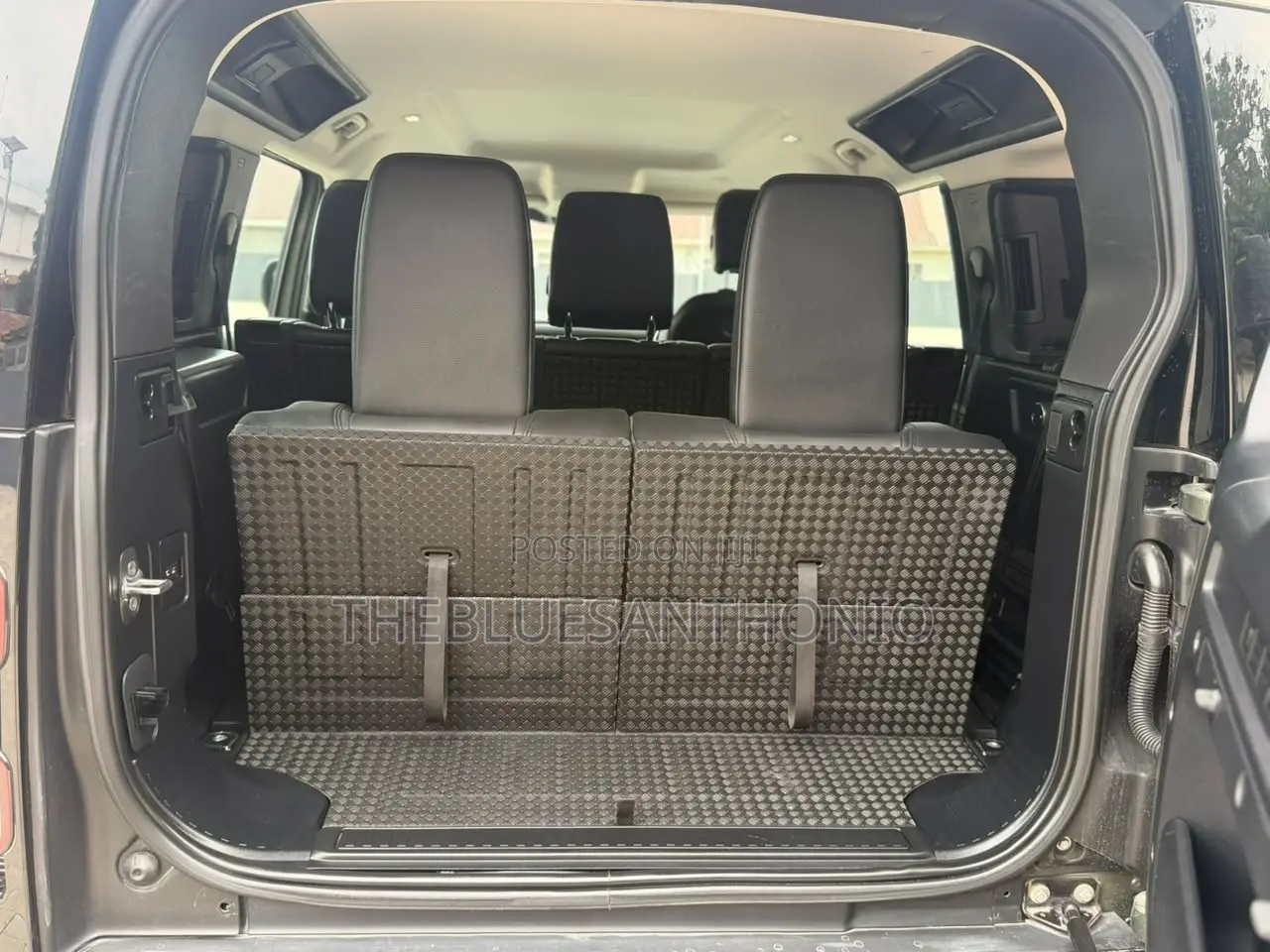 Land Rover Defender 2022 Green