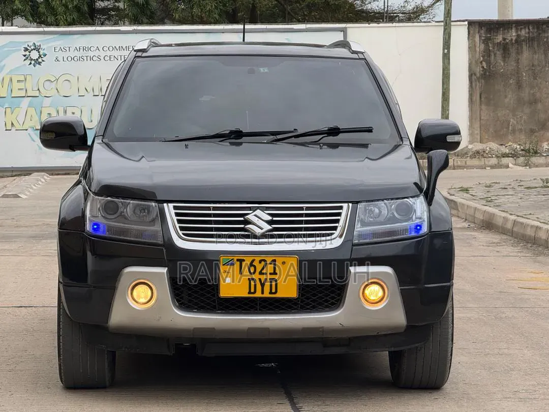 Suzuki Escudo 2008 Black