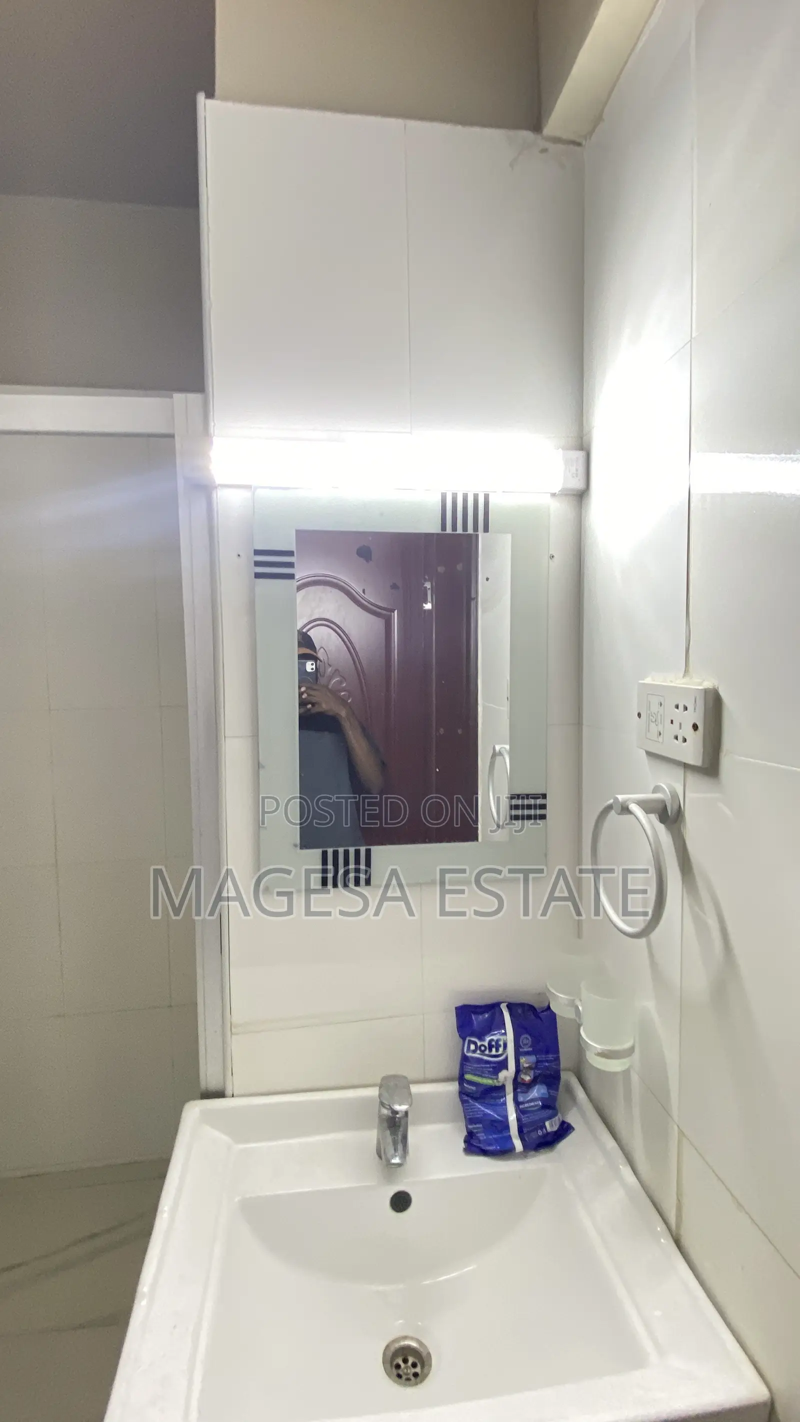 Furnished 4bdrm Apartment in Upanga West for rent