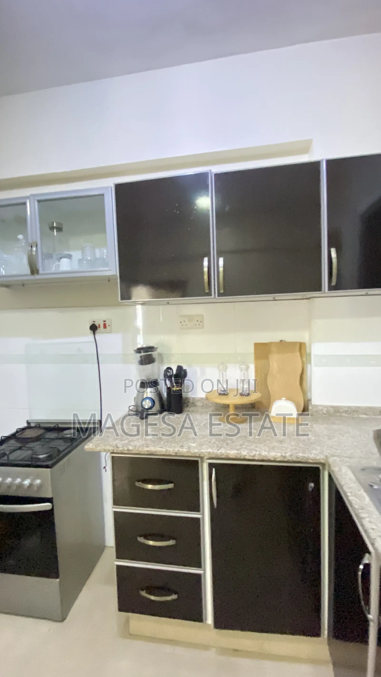Furnished 4bdrm Apartment in Upanga West for rent
