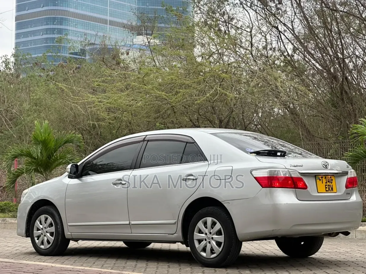 Toyota Premio 2009 Silver