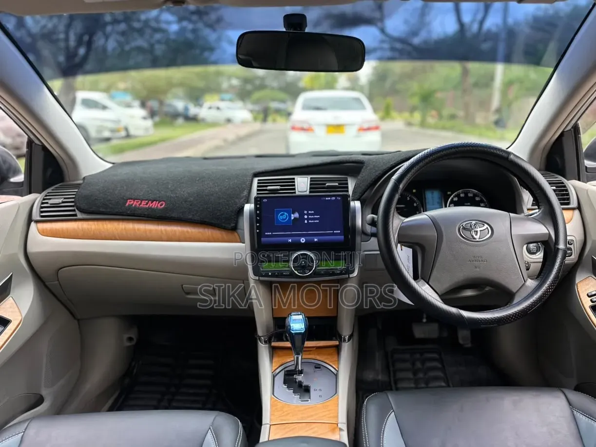 Toyota Premio 2009 Silver