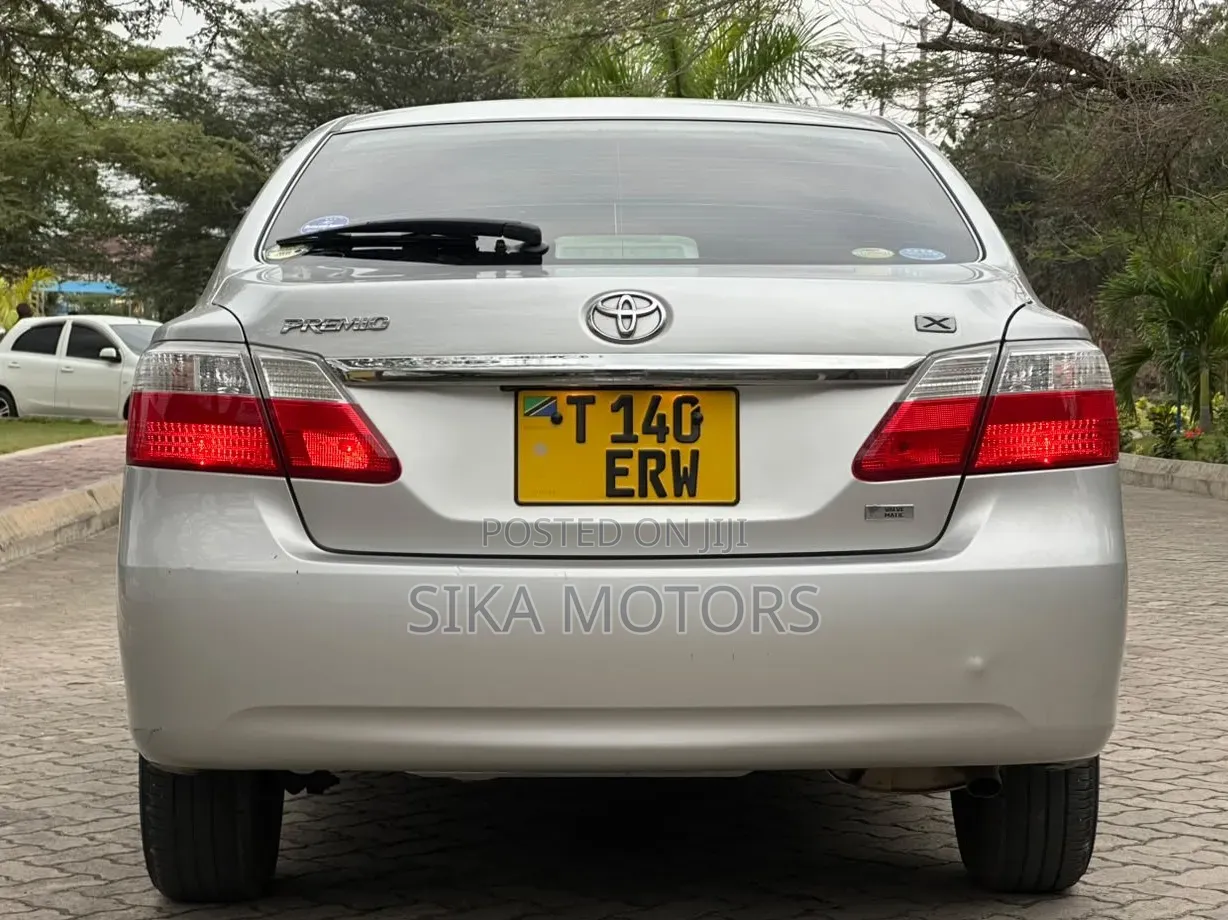 Toyota Premio 2009 Silver