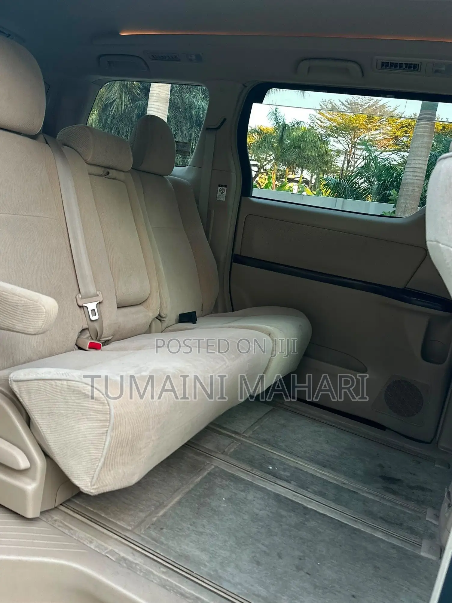 Toyota Alphard 2010 White