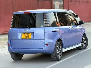 Toyota Sienta 2006 Blue