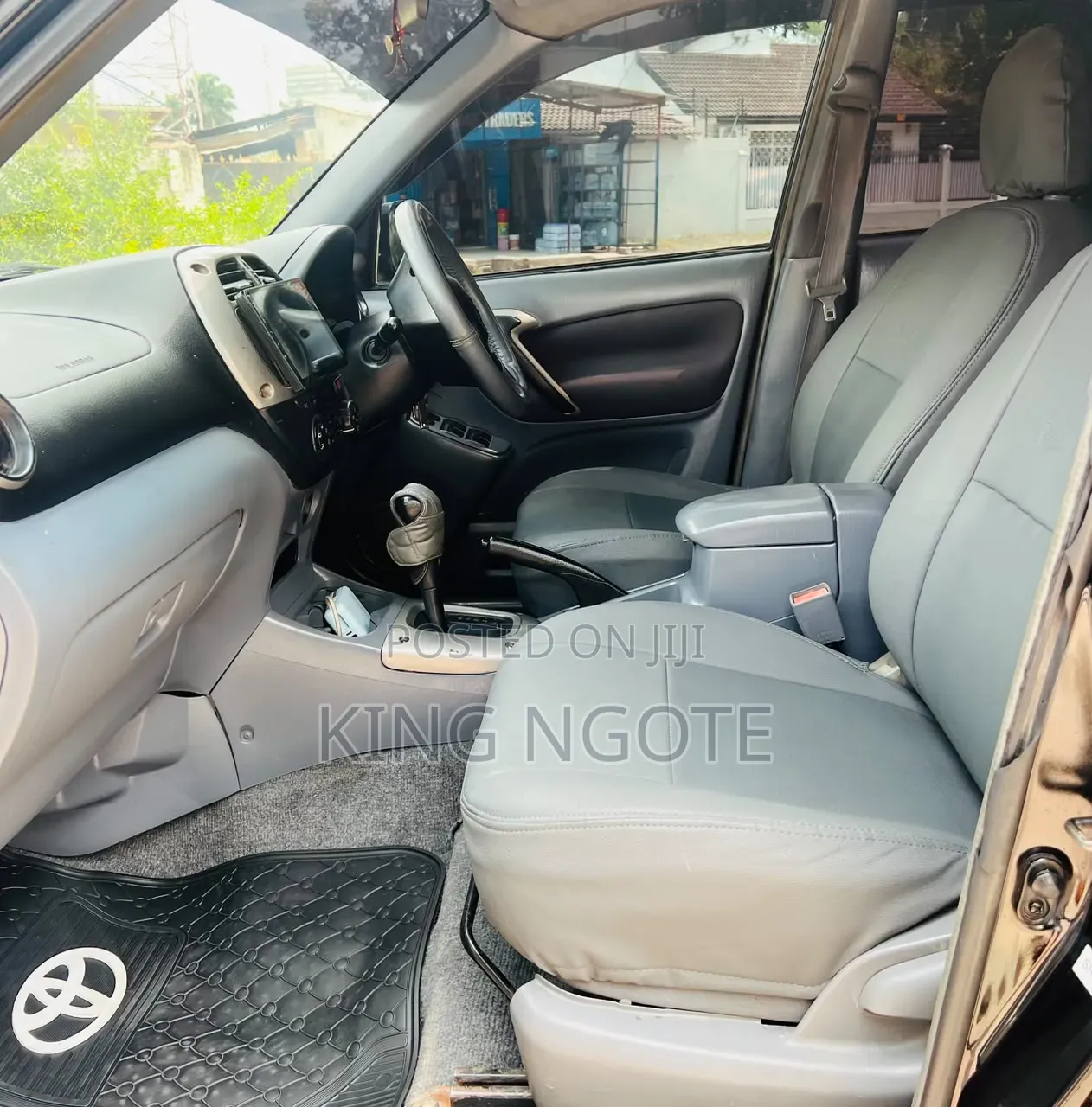 Toyota RAV4 2004 Black