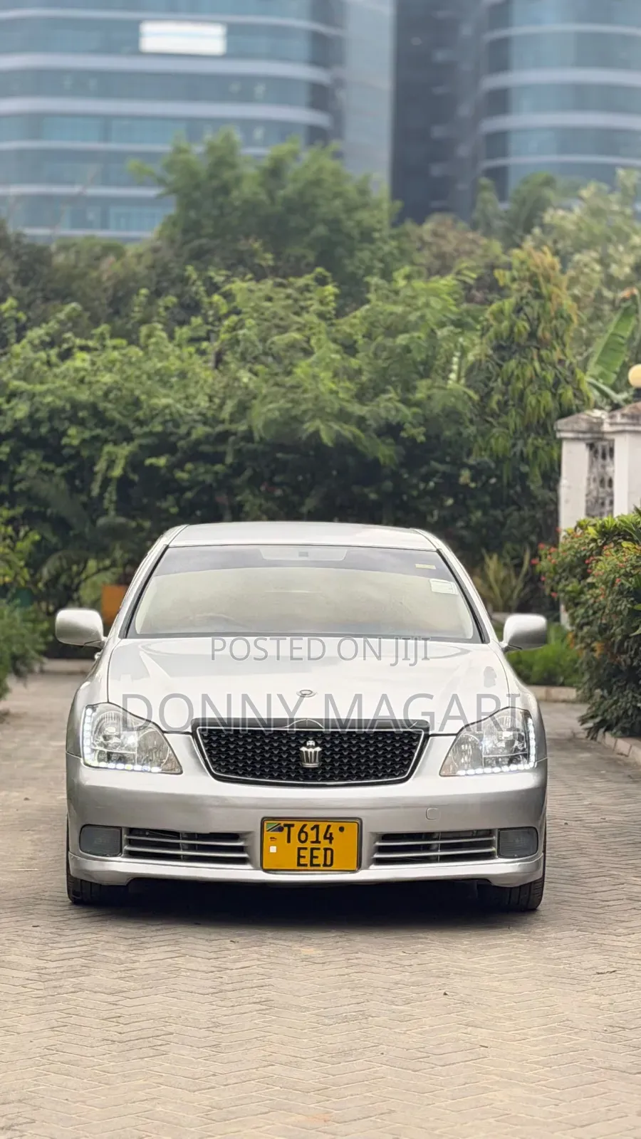 Toyota Crown 2006 Silver