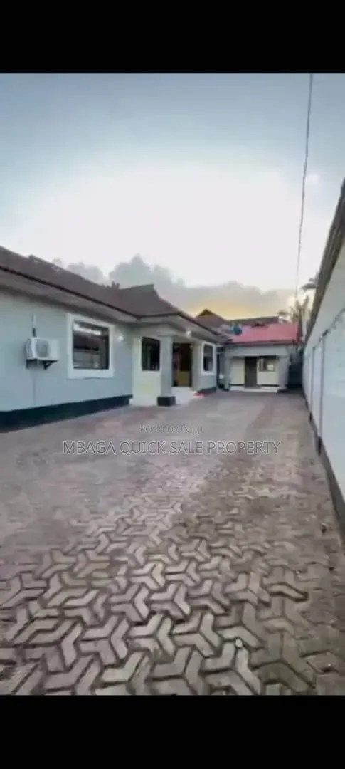 4bdrm House in Mbezi Beach for rent