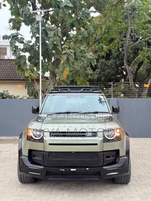 Land Rover Defender 2022 Green