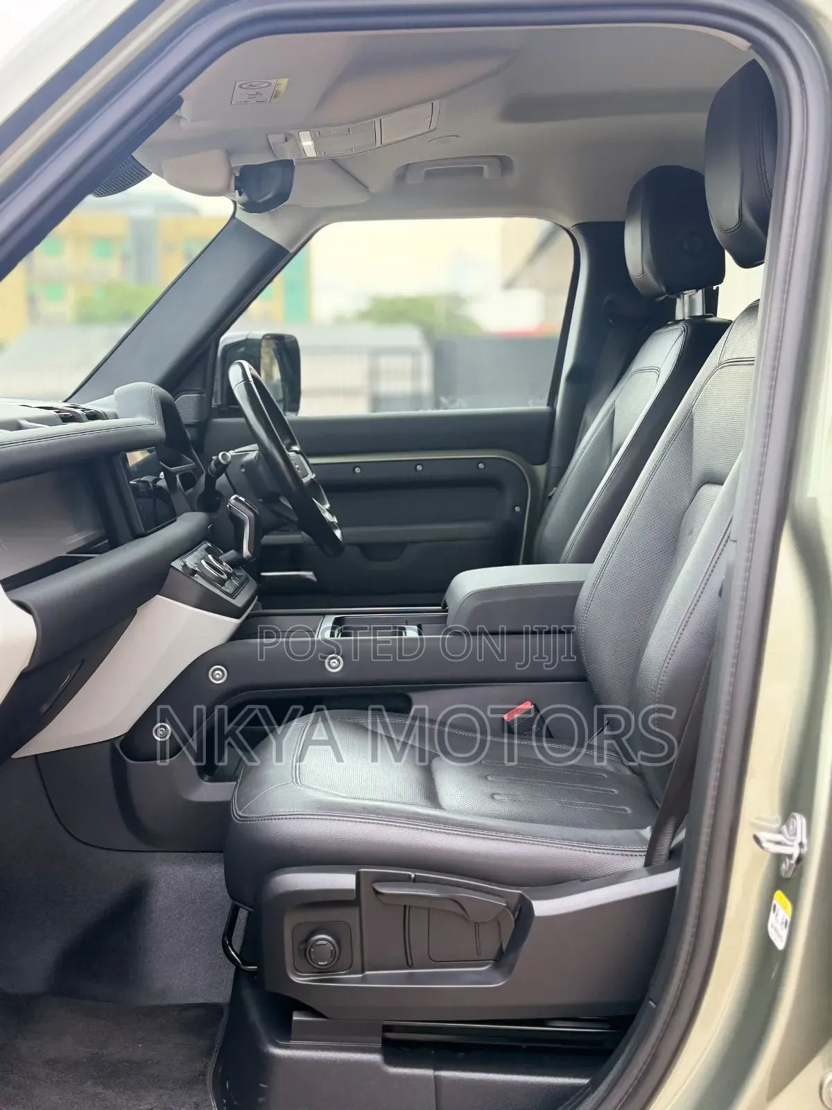 Land Rover Defender 2022 Green