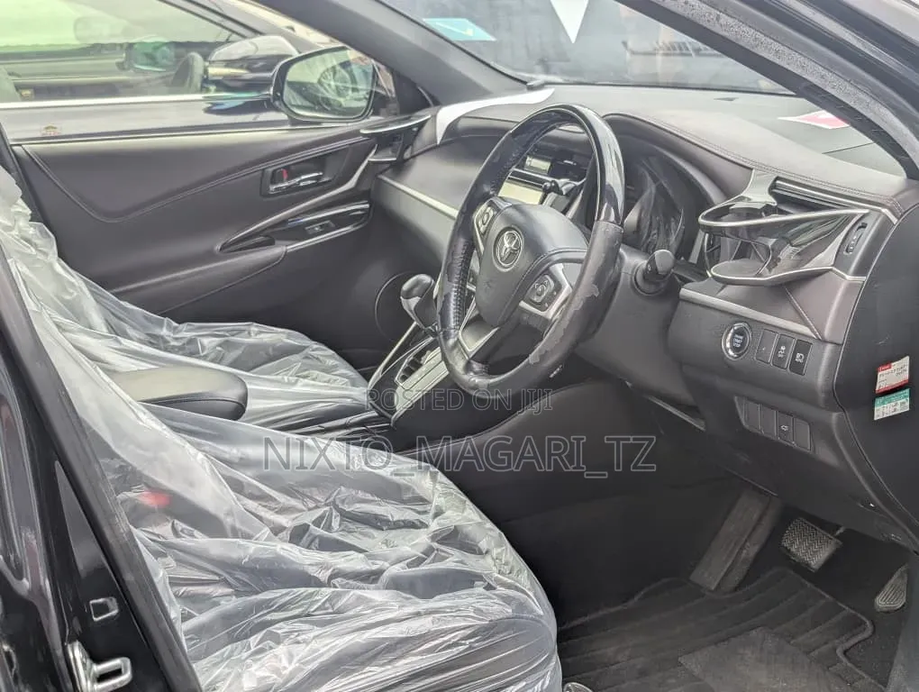 Toyota Harrier 2016 Black