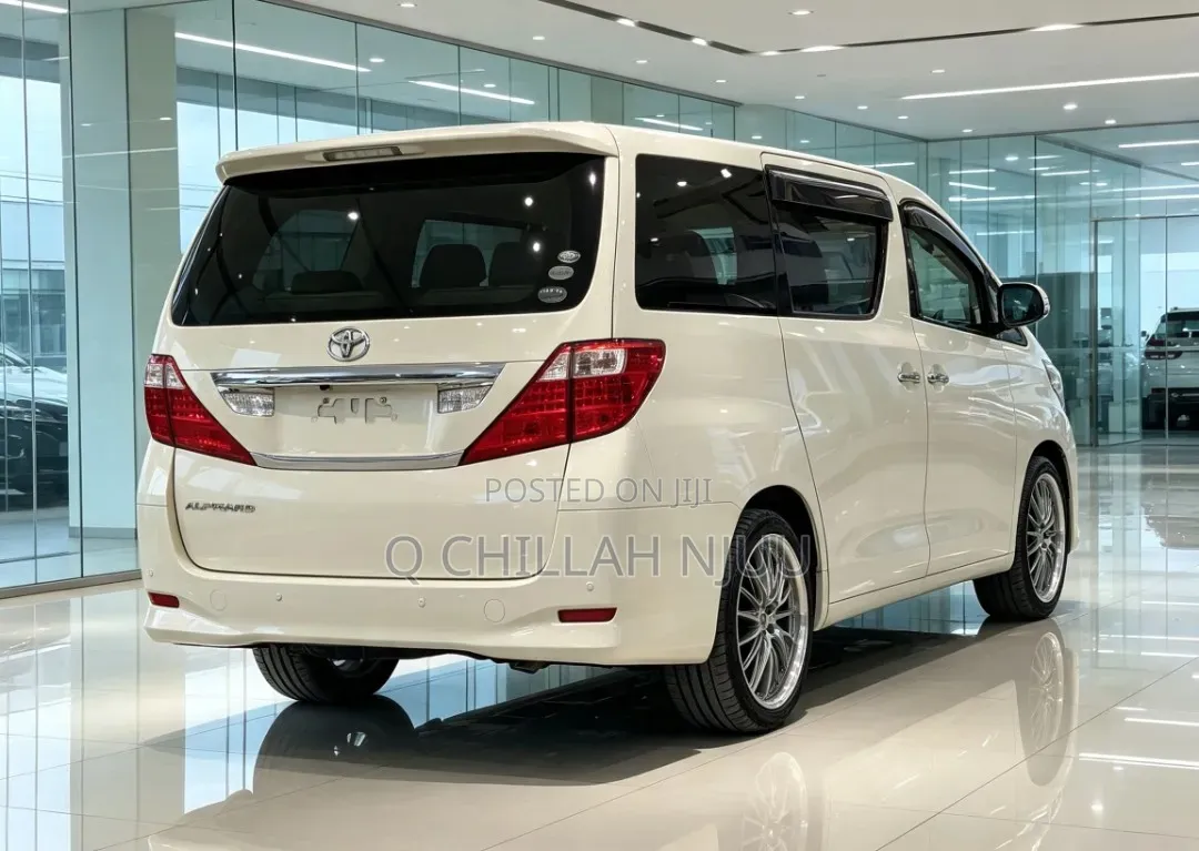 Toyota Alphard 2008 White