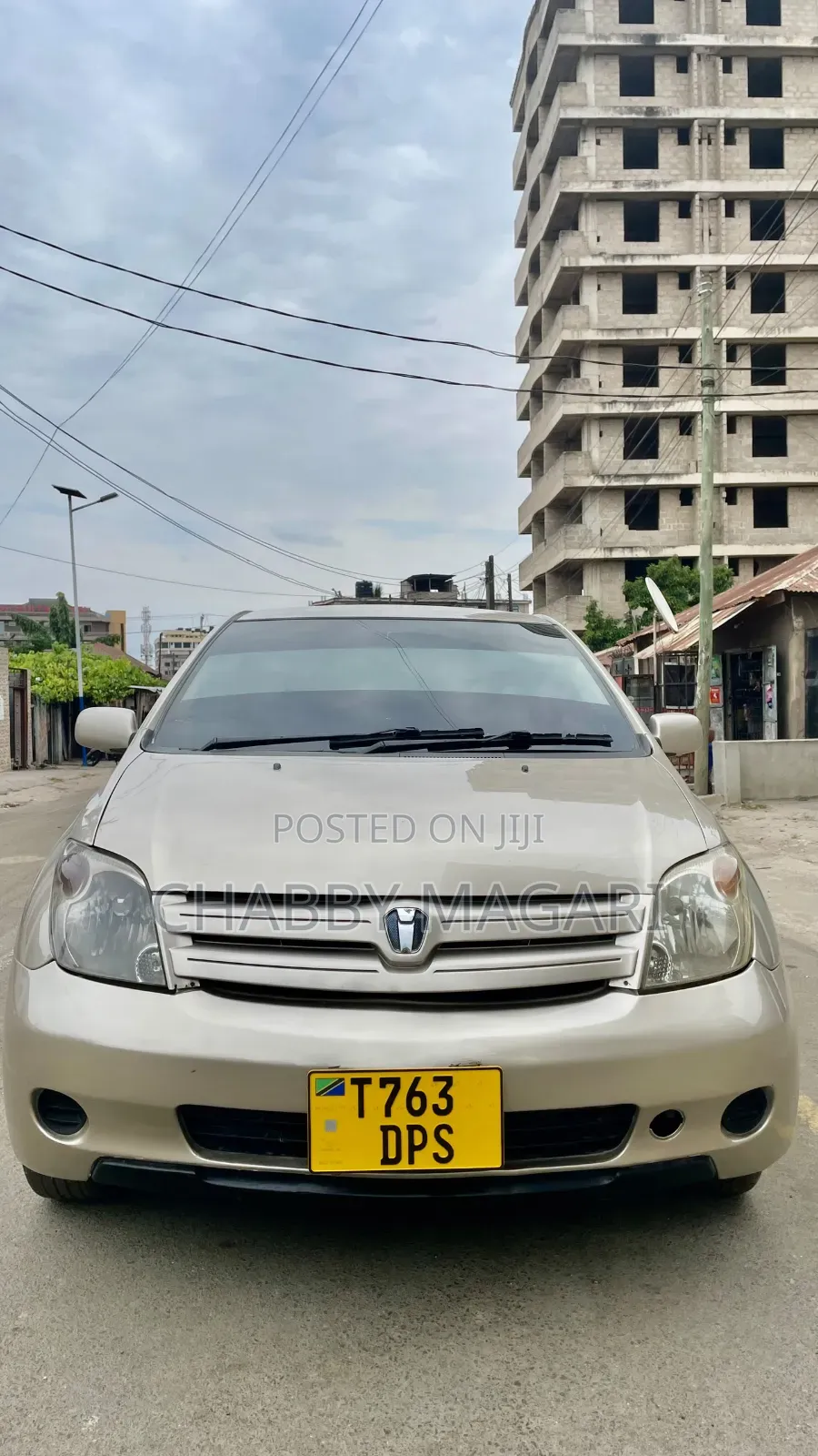 Toyota IST 2003 Gold
