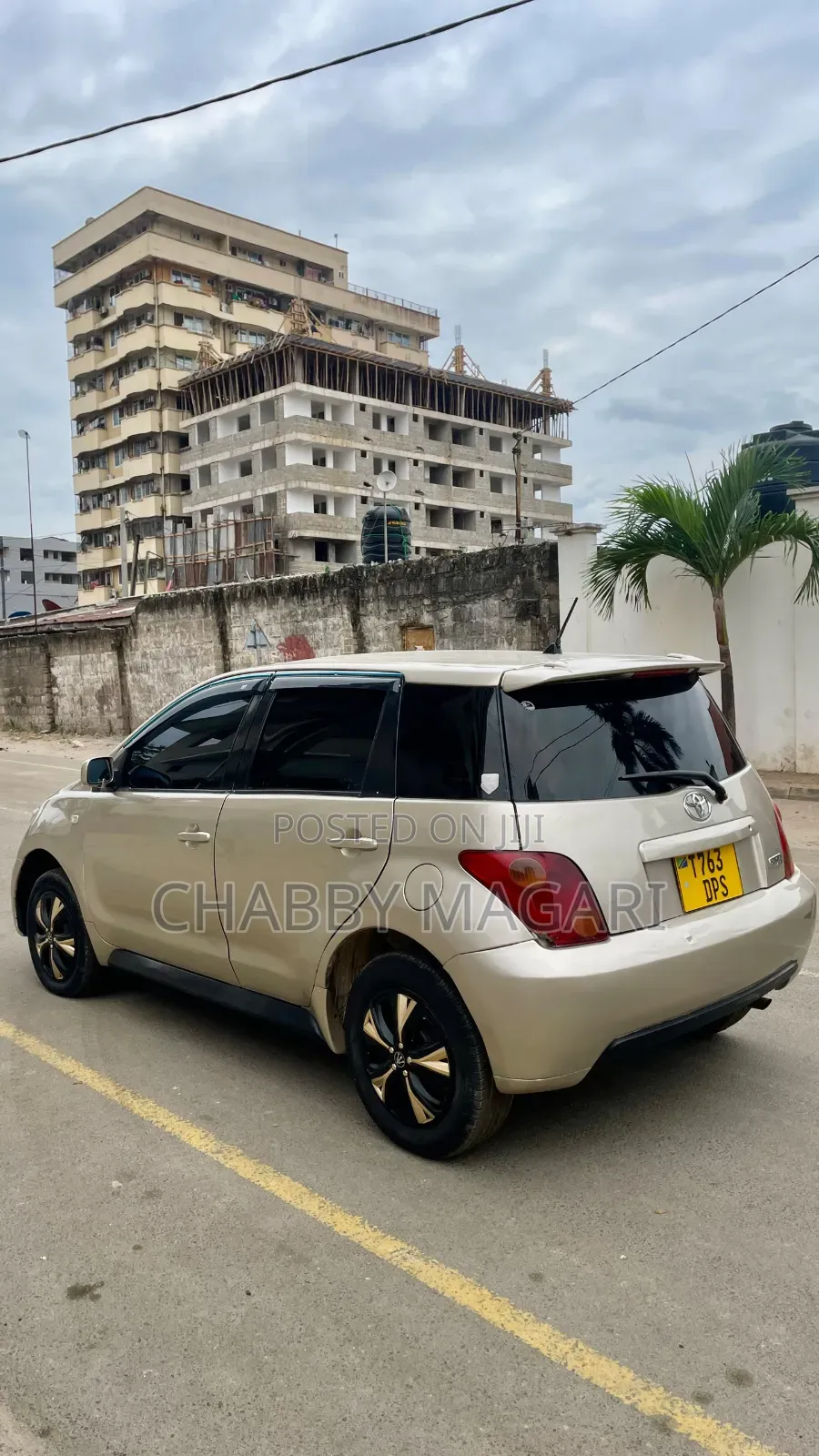 Toyota IST 2003 Gold