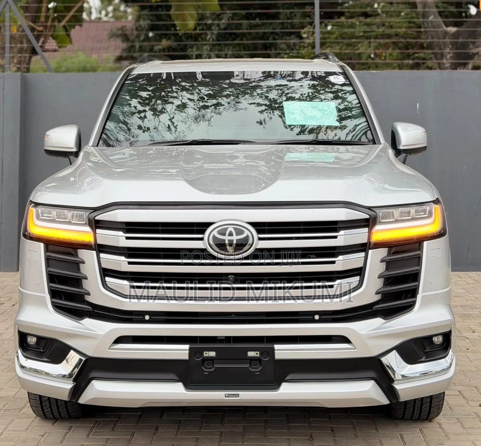 Toyota Land Cruiser 2024 Silver