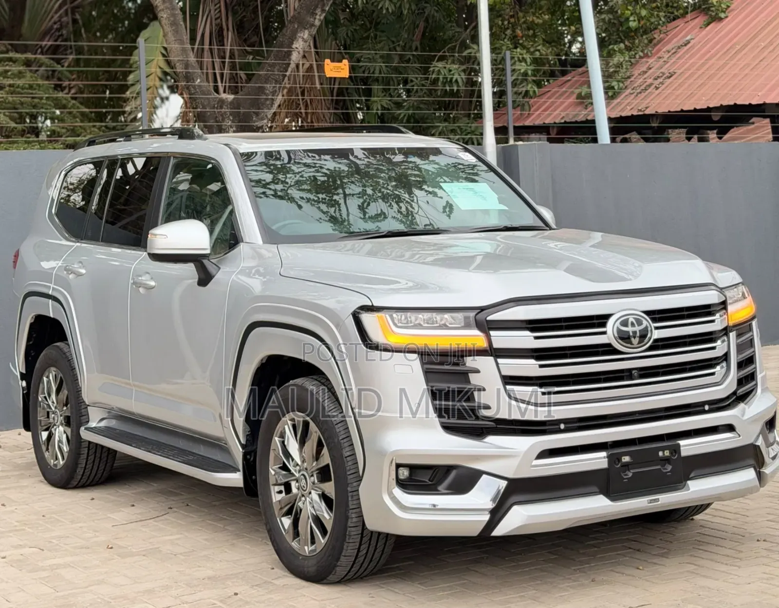 Toyota Land Cruiser 2024 Silver