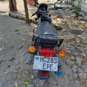 Bajaj Boxer 125 2023 Black