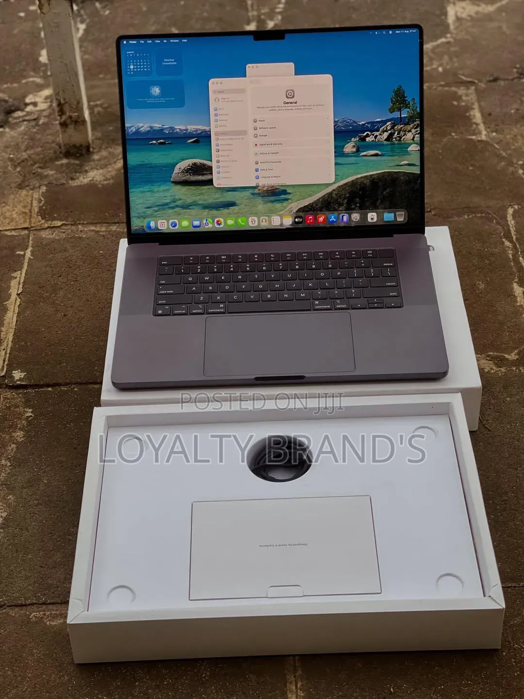 New Laptop Apple MacBook Pro 2024 M4 Pro 24GB Apple M4 Pro SSD 512GB