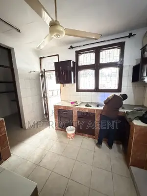 4bdrm House in Metroestate, Kinondoni for rent