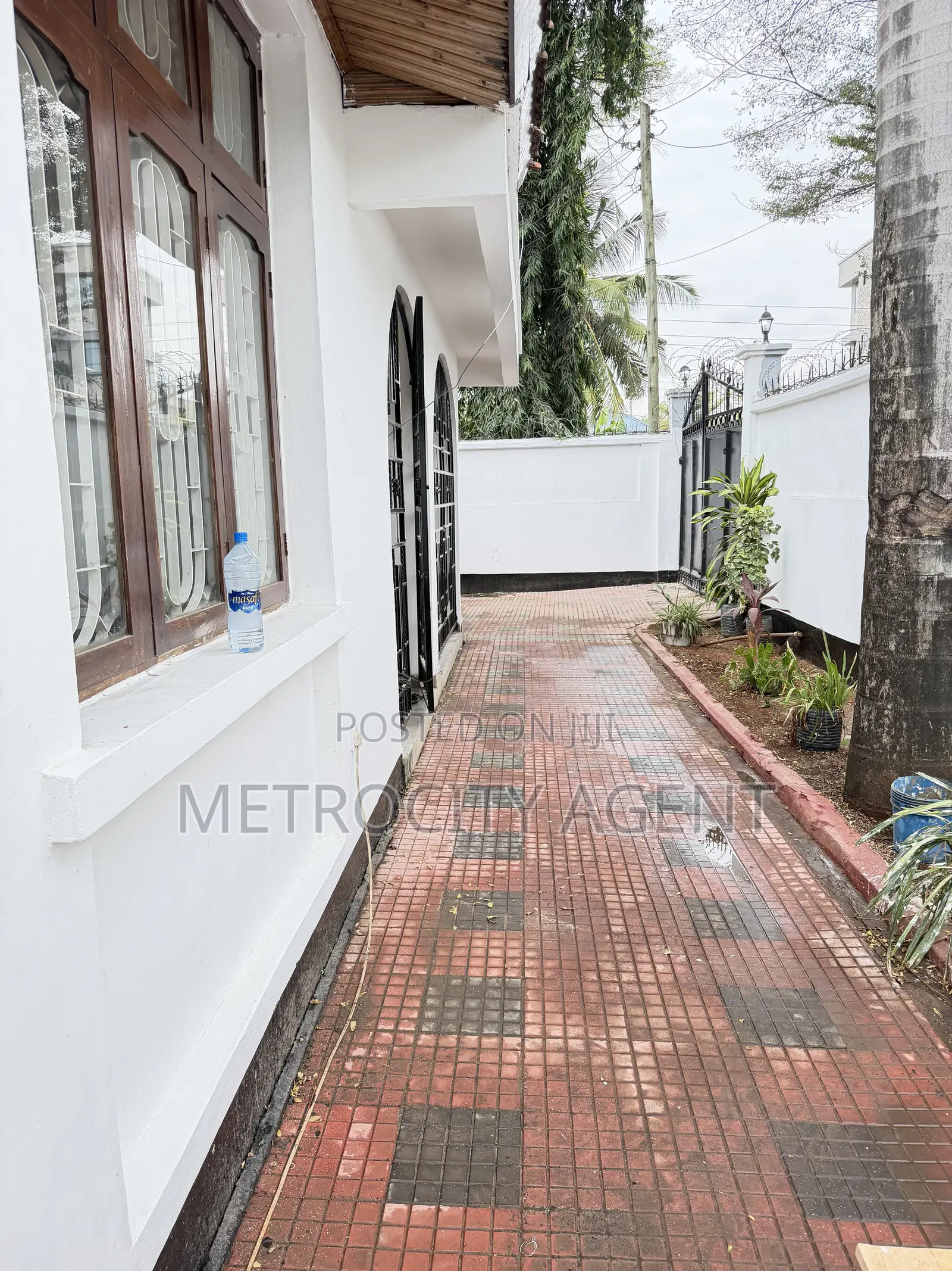 4bdrm House in Metroestate, Kinondoni for rent